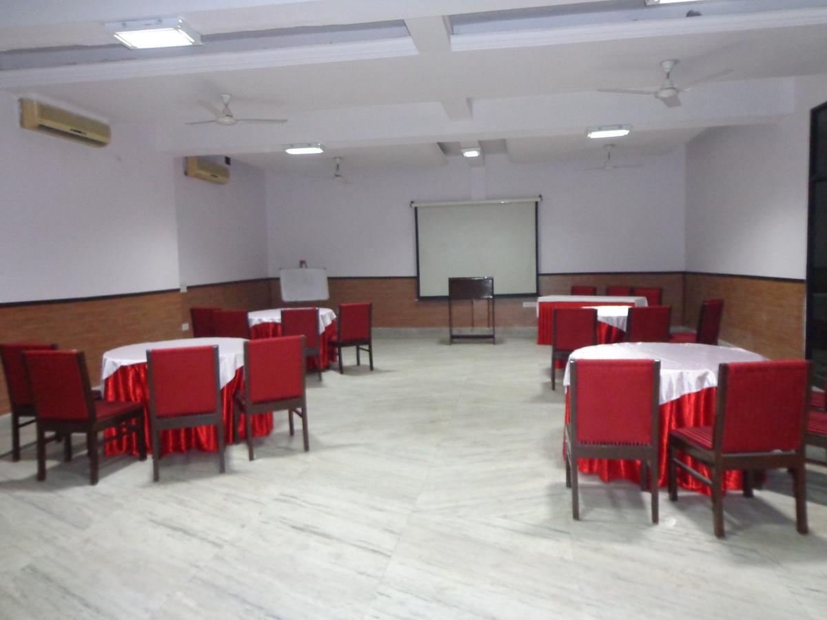 Hotel Smart Inn-2 New Delhi Exterior photo