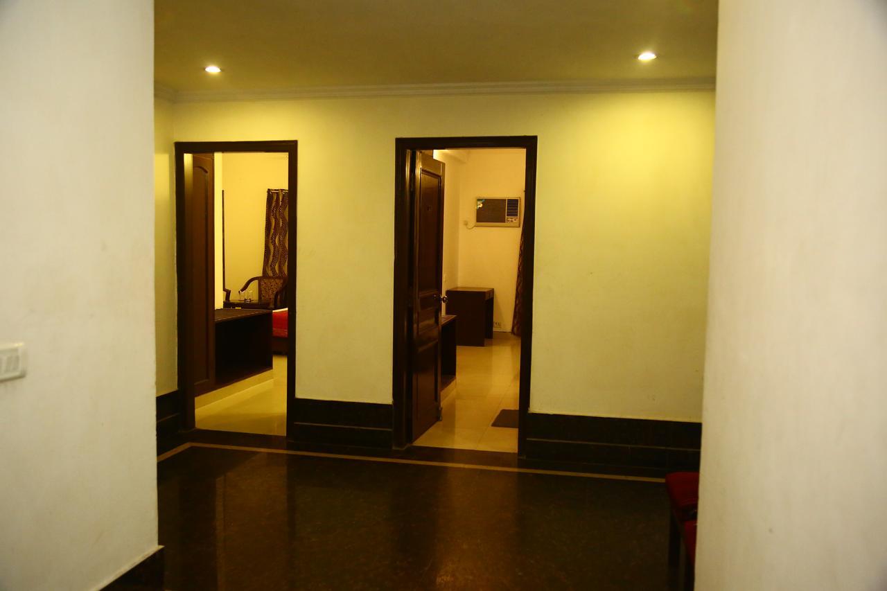 Hotel Smart Inn-2 New Delhi Exterior photo
